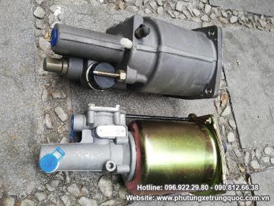 Tổng côn dưới xe SHACMAN