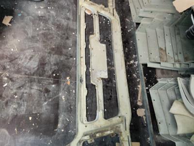Ba đờ sốc sắt M 3000