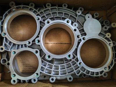 Nắp đuôi hộp số xe Hongyen 390